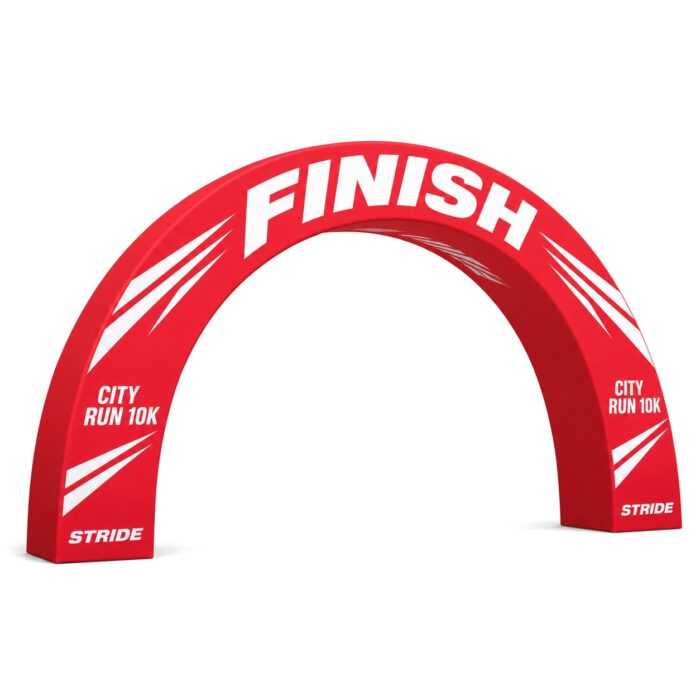 גייט 6 מטר: שער קשת פרסומי אדום עם הכיתוב FINISH, על רקע לבן